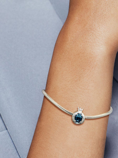 Blue Sparkling Crown O Charm