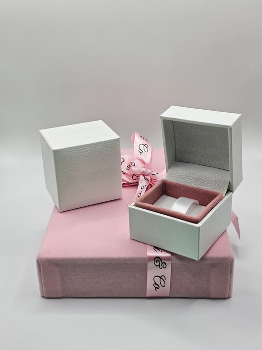 Pink & white Gift boxes